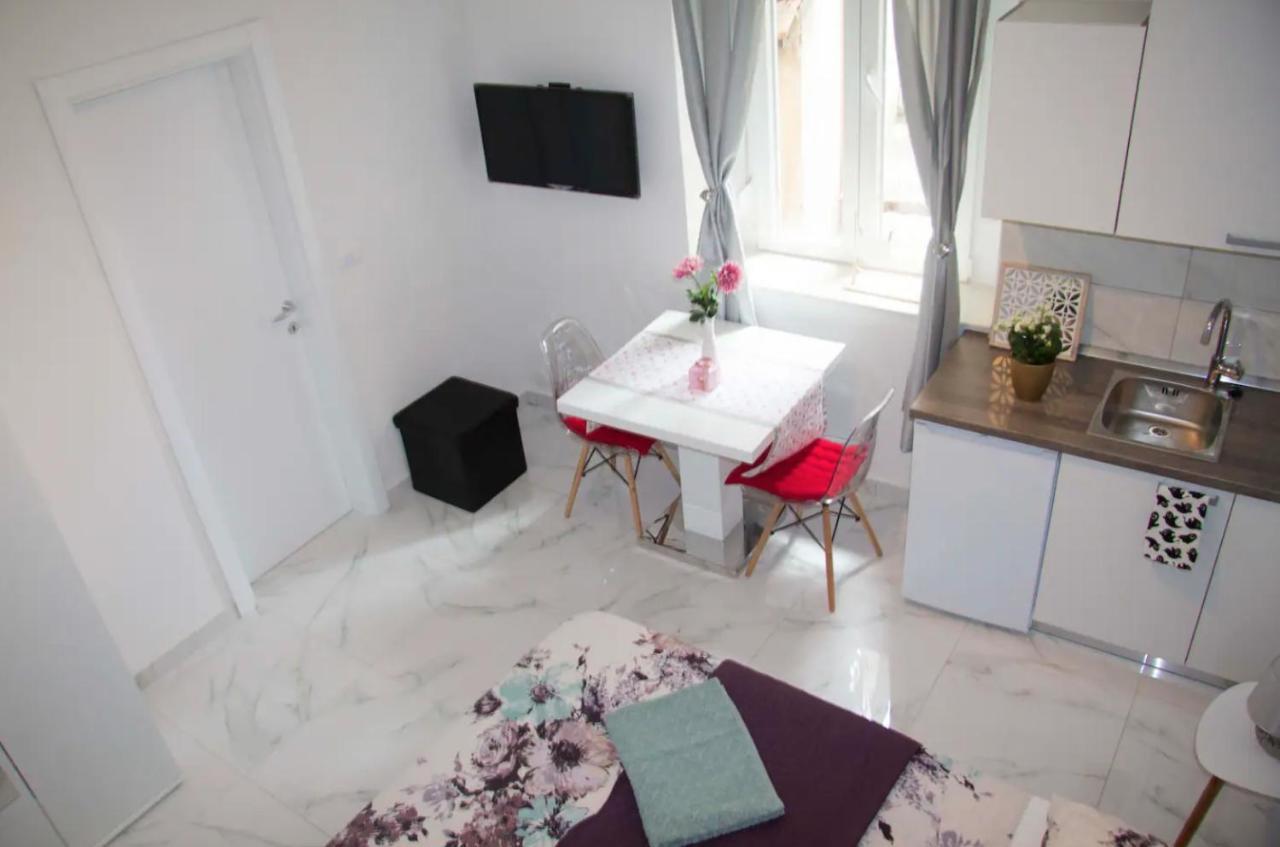 Verano Apartment / Next To Kolovare Beach Zadar Ngoại thất bức ảnh