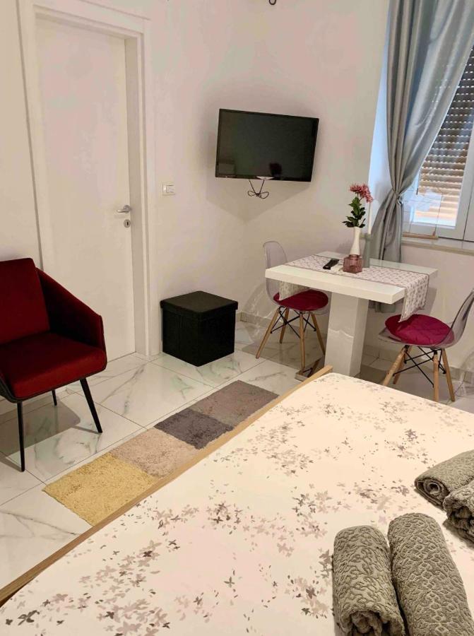Verano Apartment / Next To Kolovare Beach Zadar Ngoại thất bức ảnh